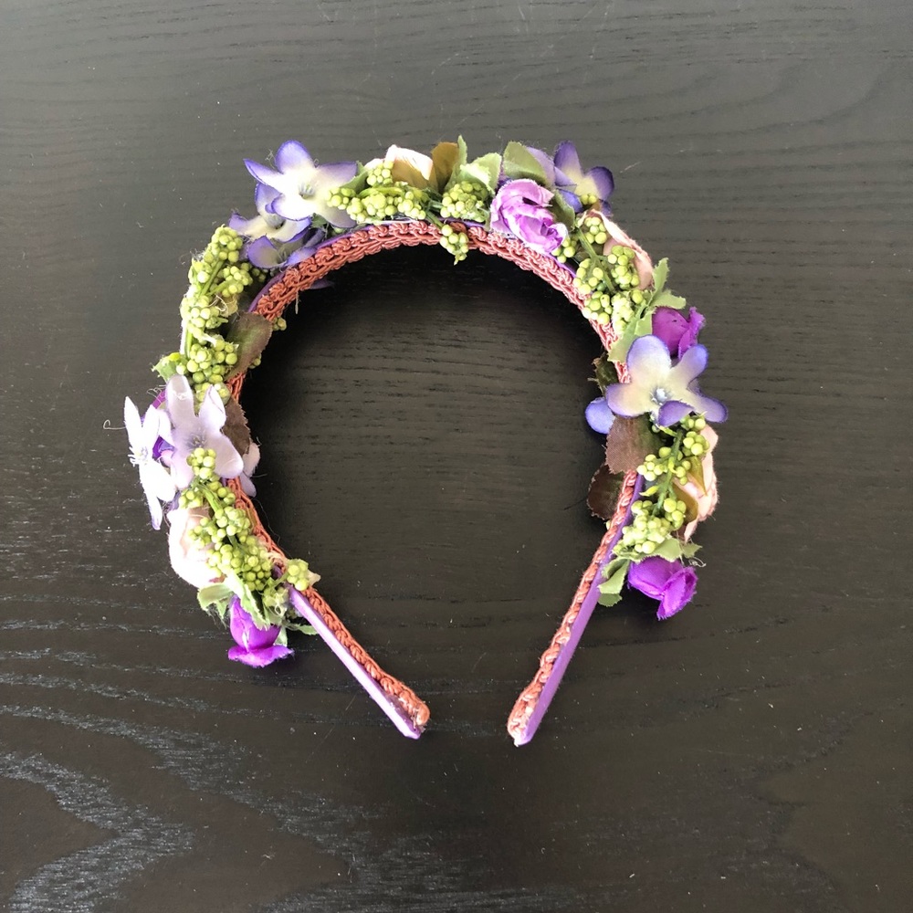 Handmade floral headband 💜💚